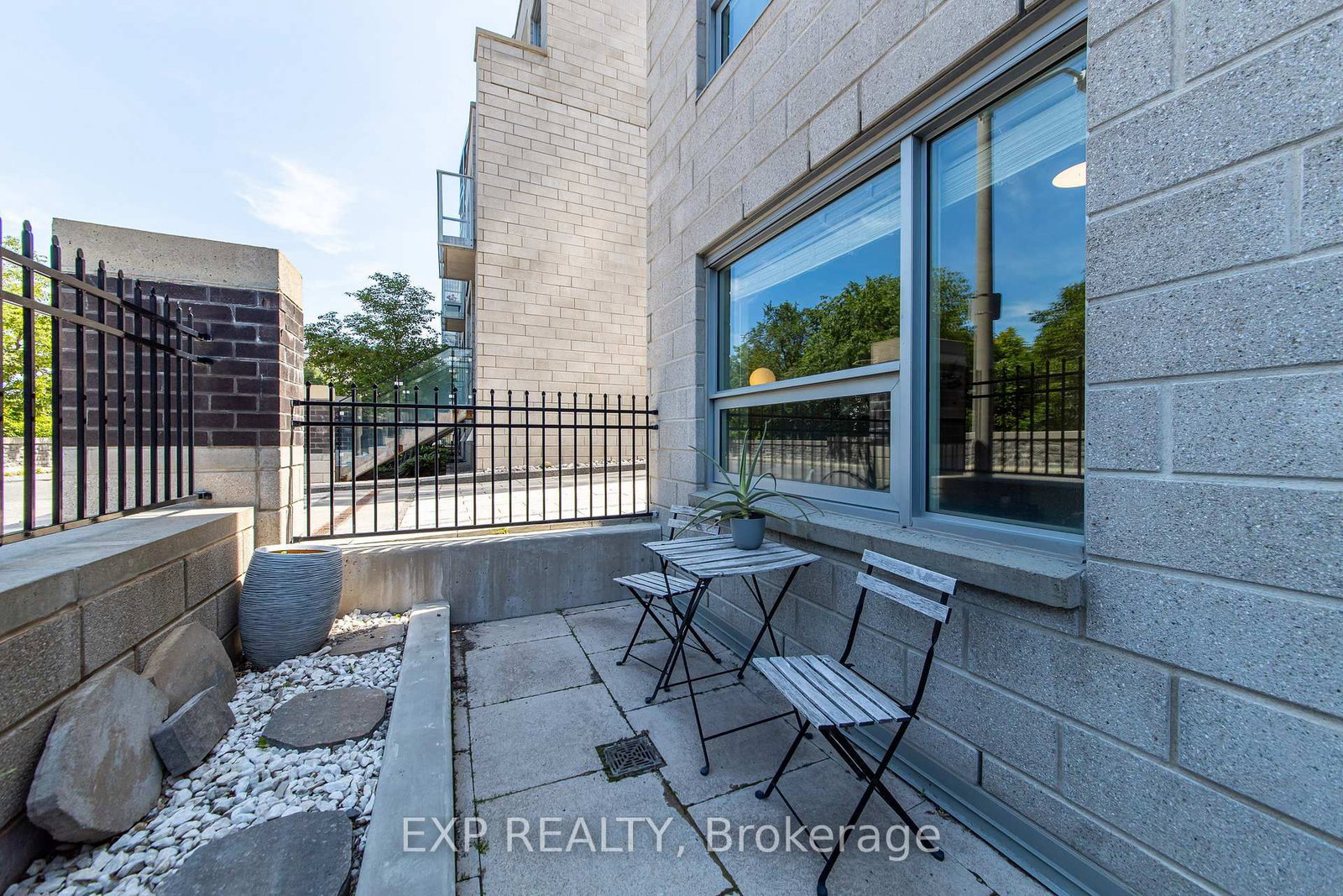 432 Sparks Street • Ottawa, ON photo 32
