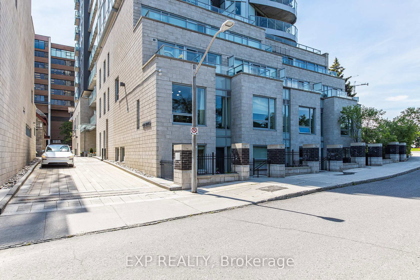 432 Sparks Street • Ottawa, ON photo 34