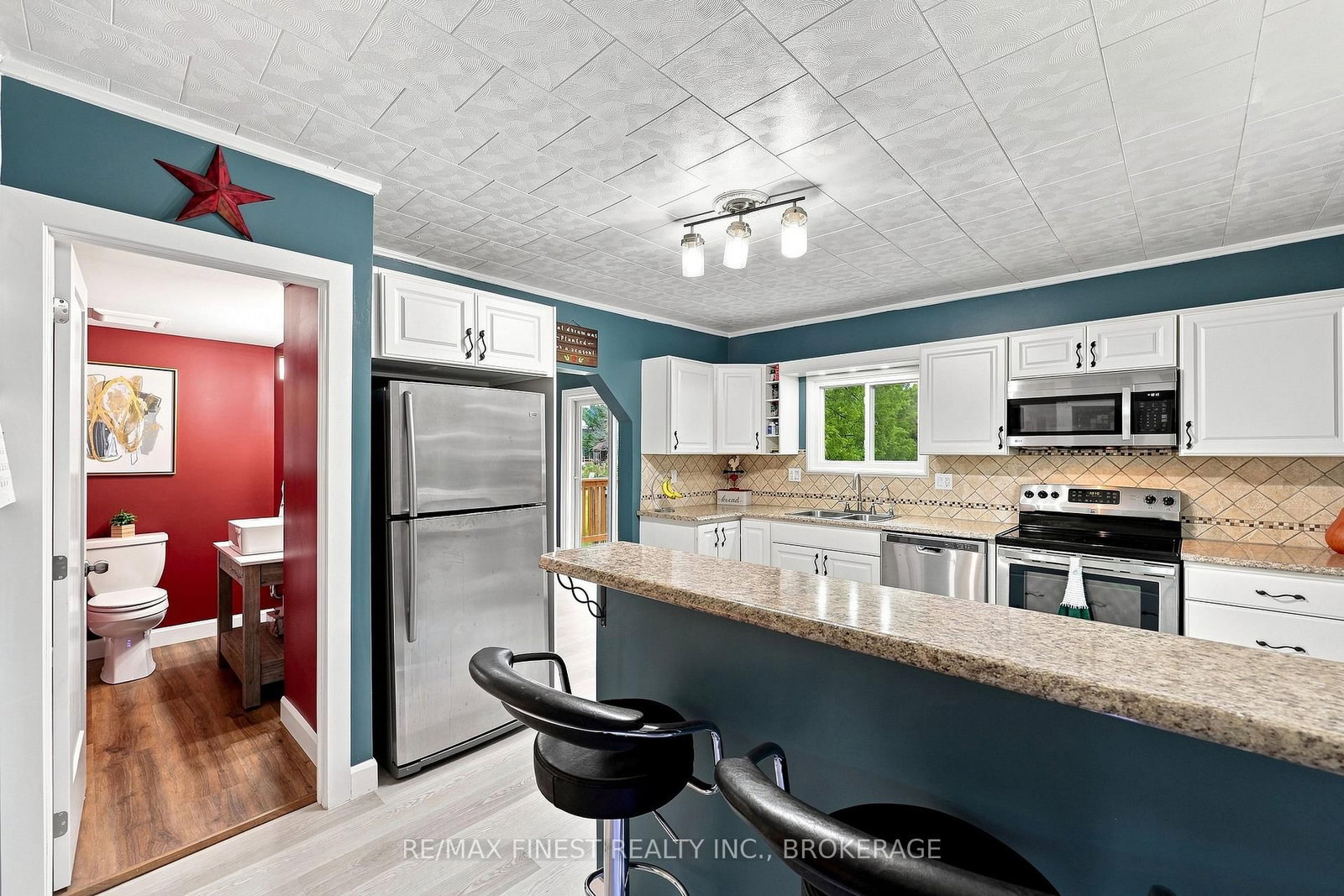 6074 Bank Street • Verona, ON photo 19