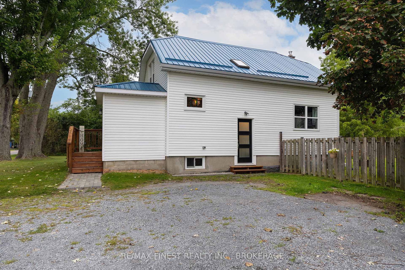 6074 Bank Street • Verona, ON photo 37