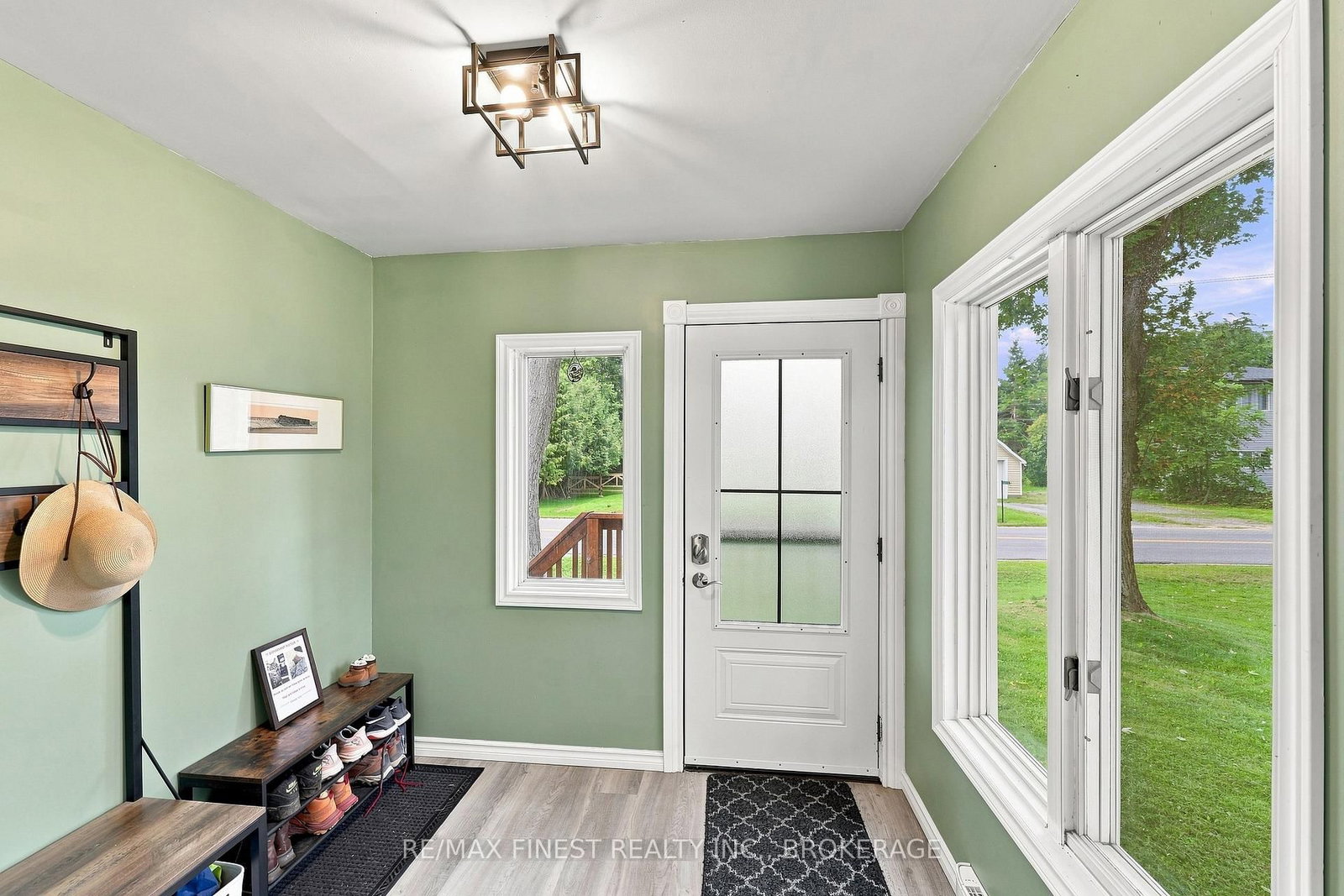 6074 Bank Street • Verona, ON photo 5