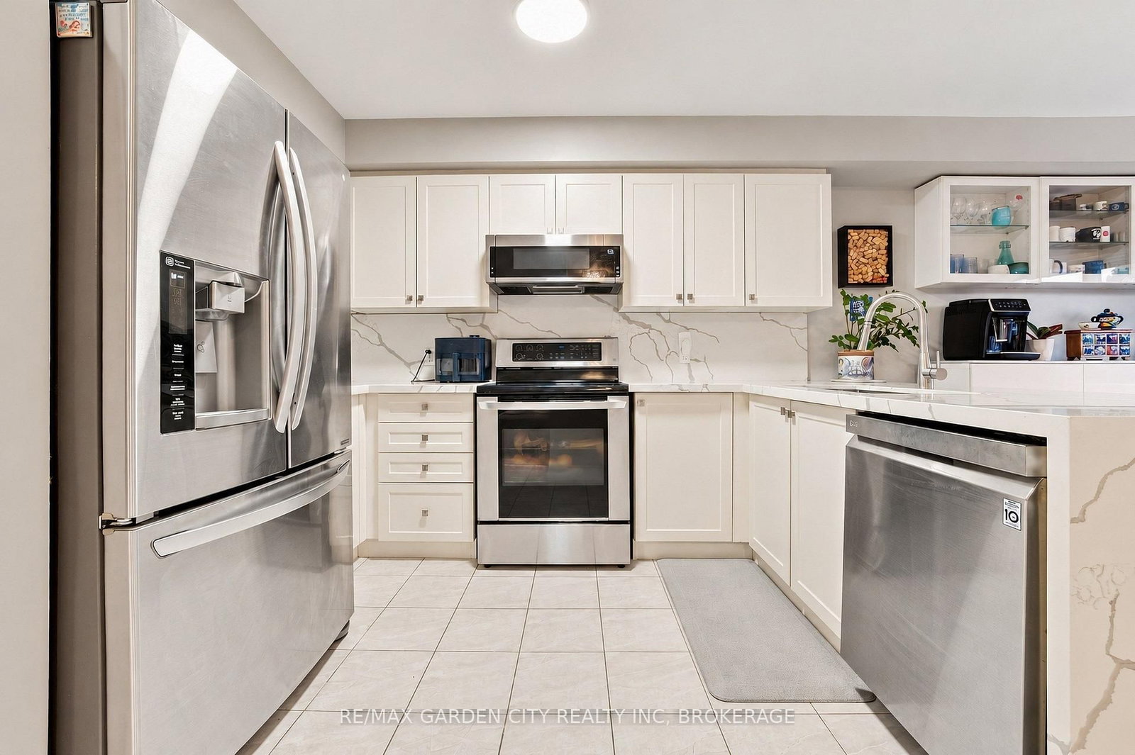 8377 Jeffrey Court • Niagara Falls, ON photo 10