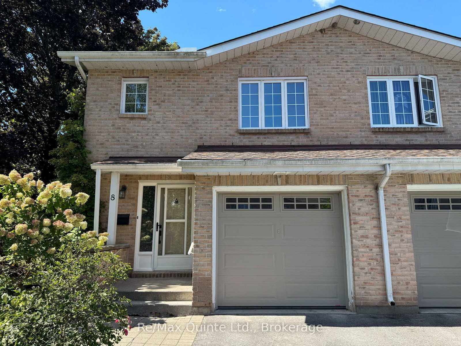 11 JANLYN Crescent • #8 • Belleville, ON photo 1