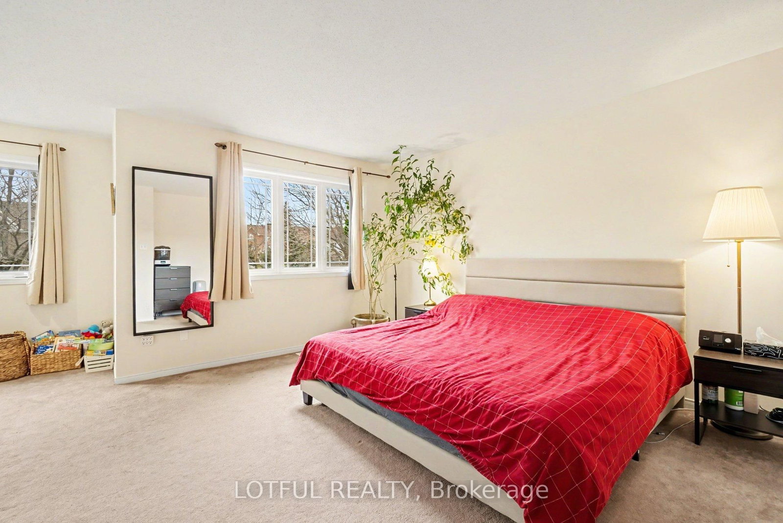 3 Collington Street • Ottawa, ON photo 13