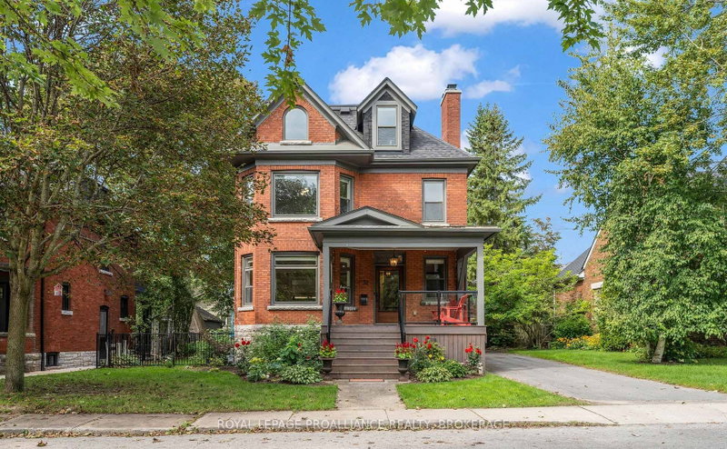 32 Kensington Avenue