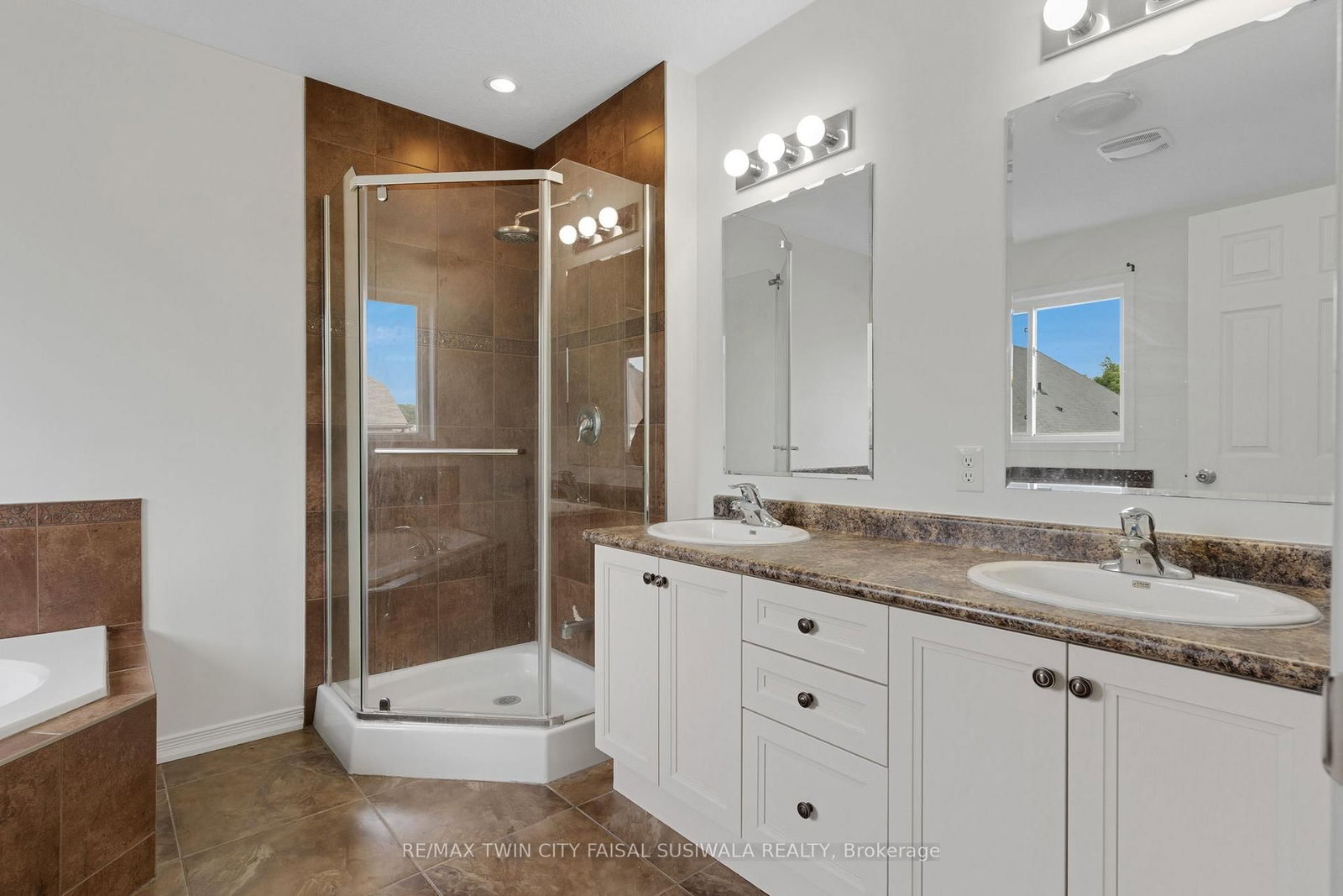 278 Thomas Slee Drive • Kitchener, ON photo 16