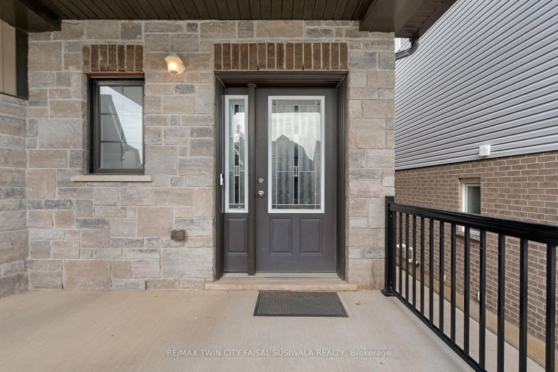 278 Thomas Slee Drive