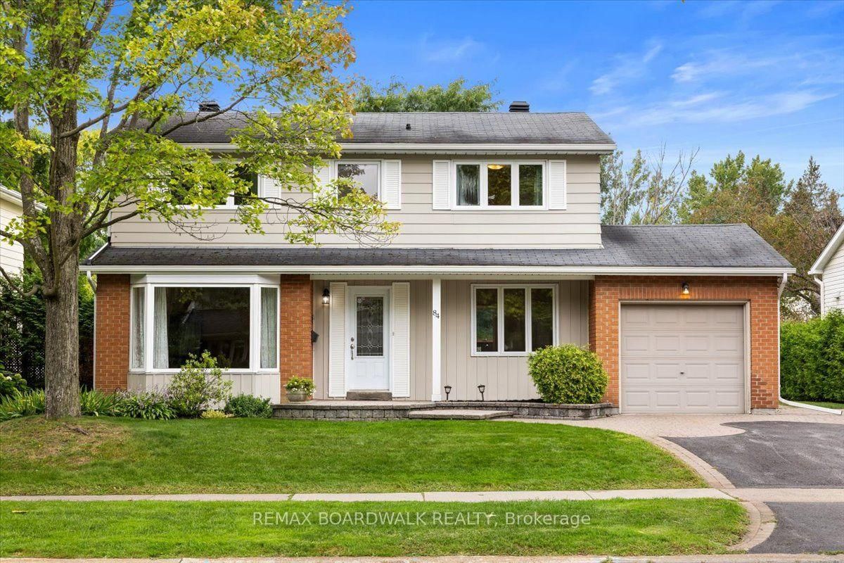 84 Westpark Drive • Ottawa, ON photo 1