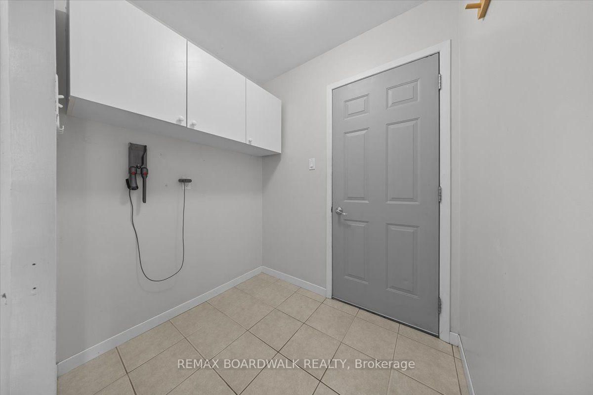 84 Westpark Drive • Ottawa, ON photo 7