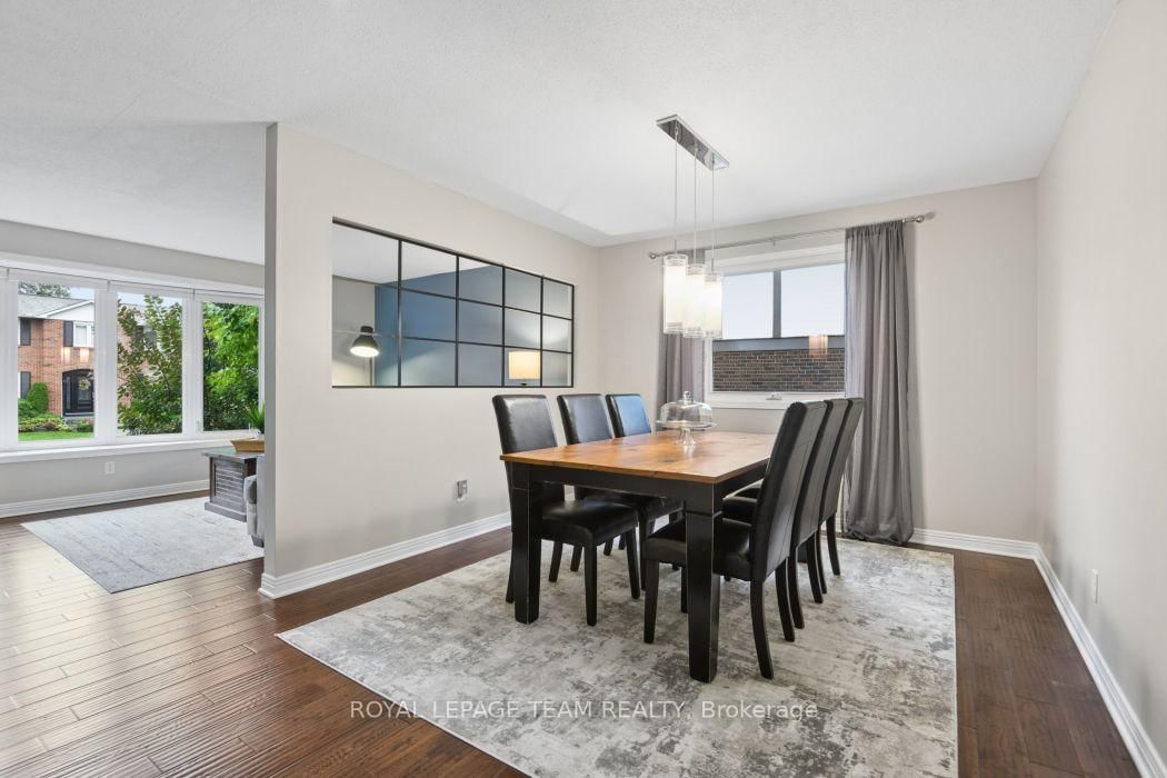 31 Elke Drive • Barrhaven, ON photo 16
