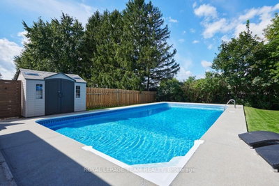 31 Elke Drive • Barrhaven, ON photo 5