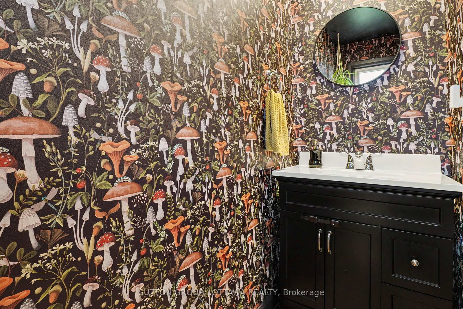 1624 Cheevers Crescent • Orleans, ON photo 4