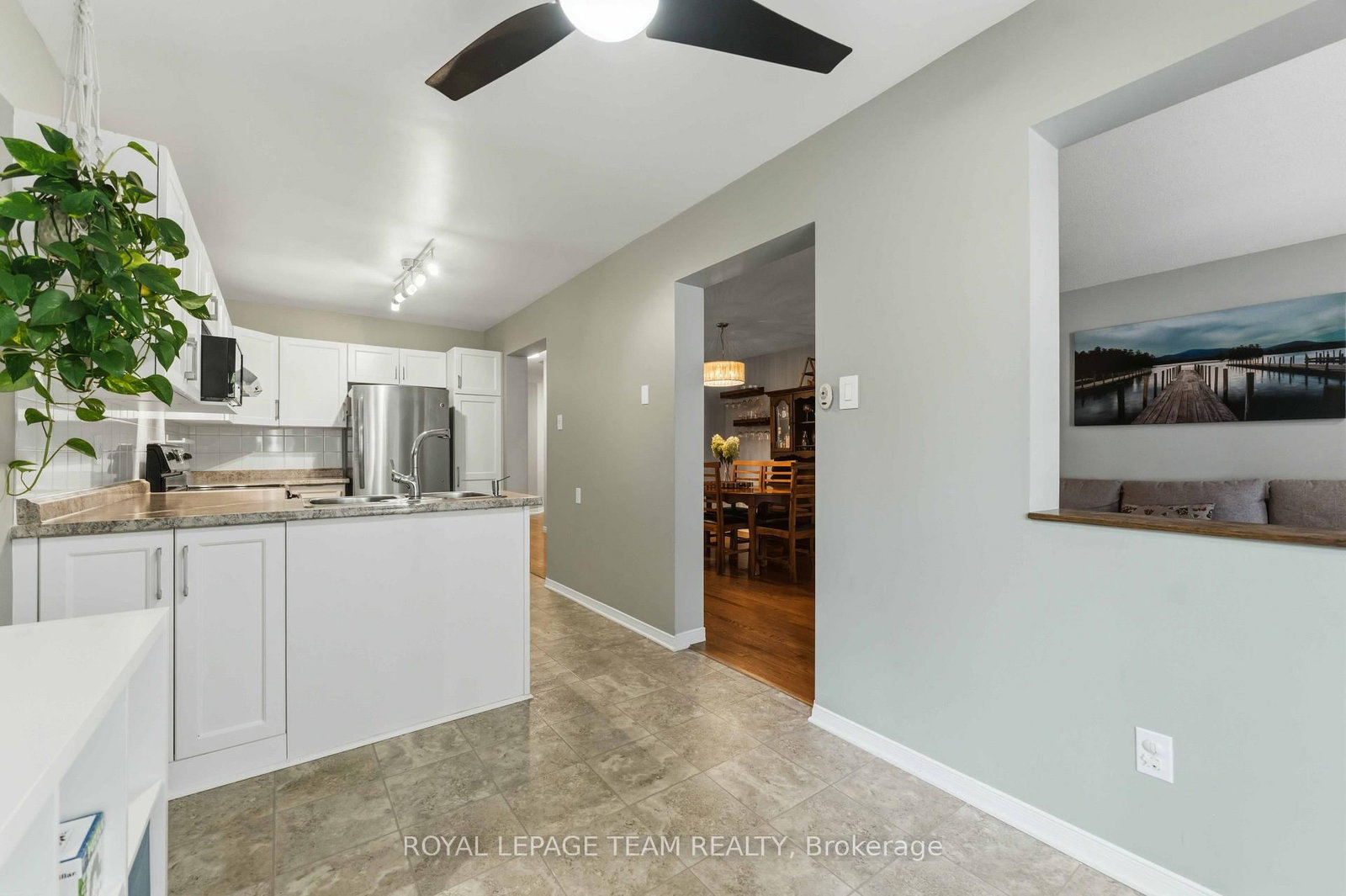 76 Hunter's Glen Cres, Ottawa, view 16