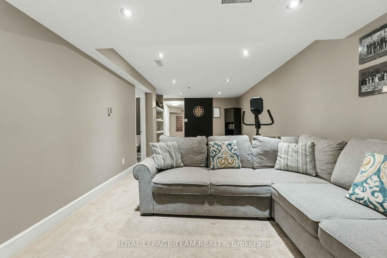 76 Hunter's Glen Cres, Ottawa, view 37
