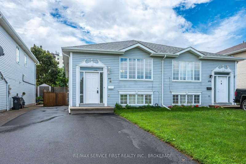 122 Briceland Street