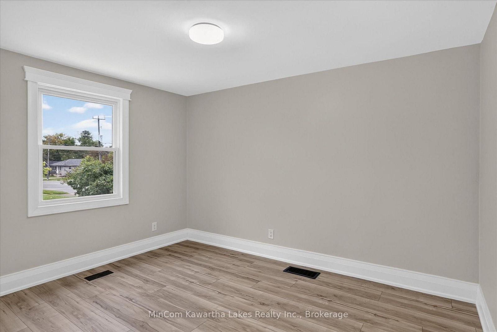 1028 Western Avenue • Peterborough, ON photo 18