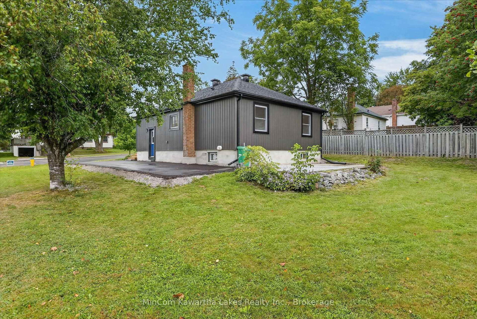 1028 Western Avenue • Peterborough, ON photo 43