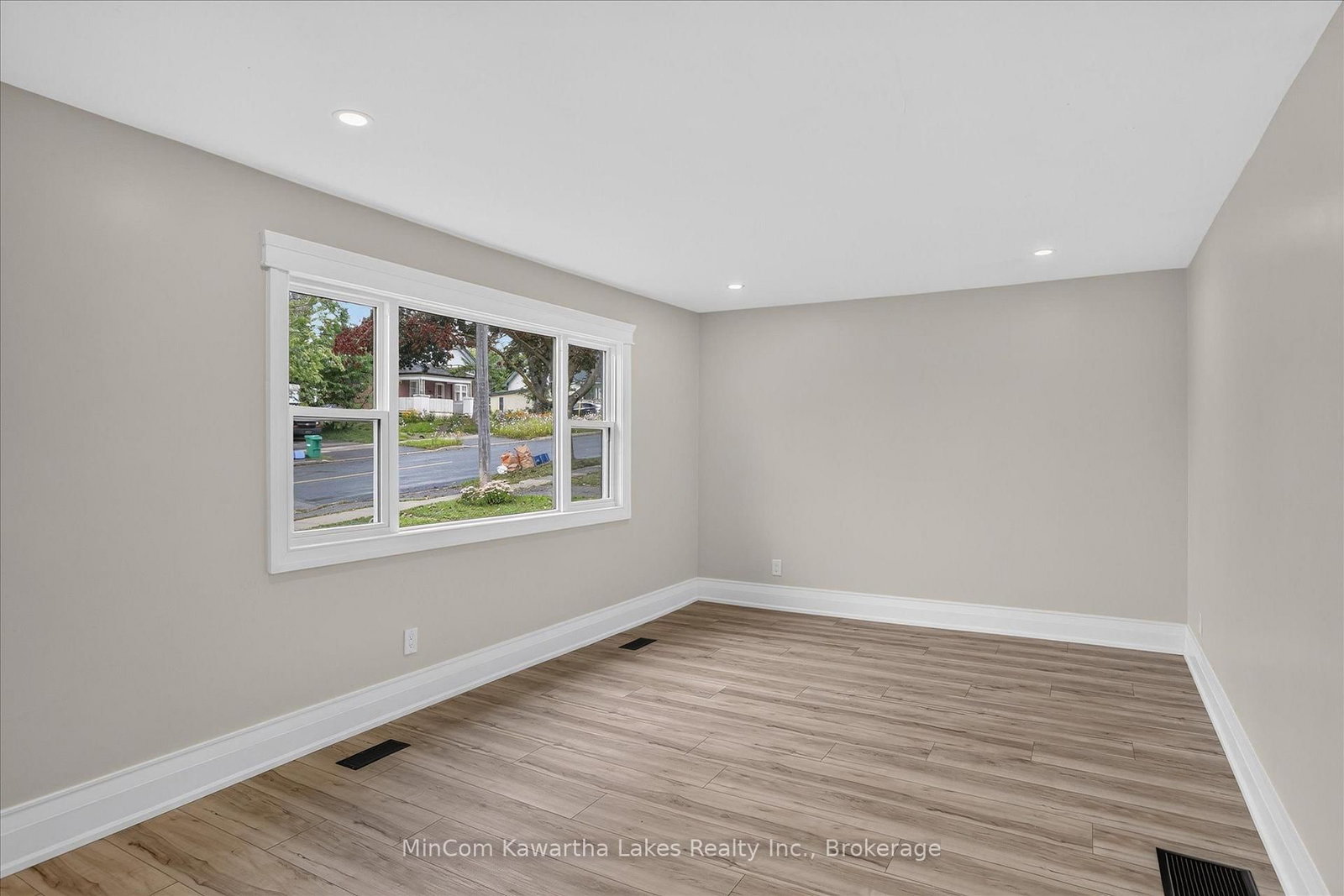 1028 Western Avenue • Peterborough, ON photo 8