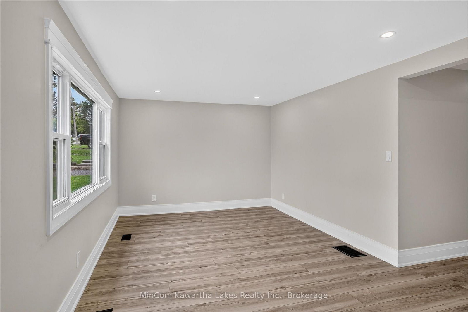 1028 Western Avenue • Peterborough, ON photo 9