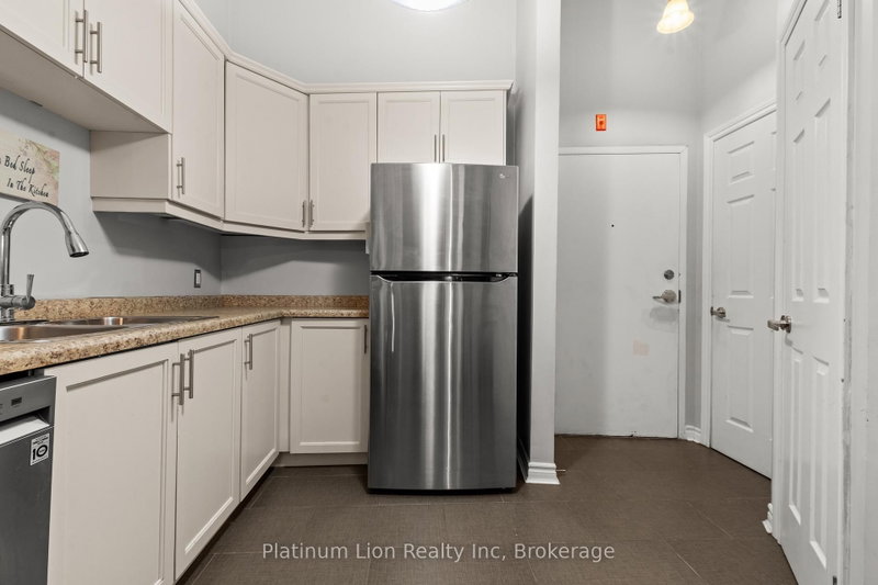 212 - 80 King William Street