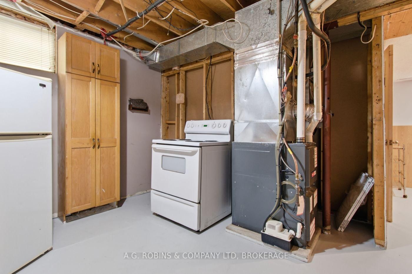 8 Abbott Lane • Haldimand, ON photo 30