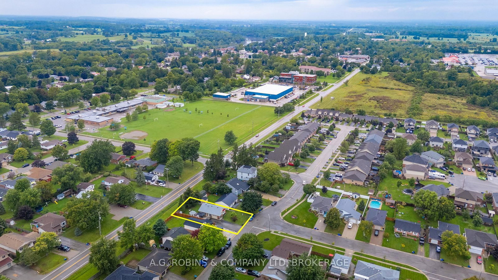 8 Abbott Lane • Haldimand, ON photo 41