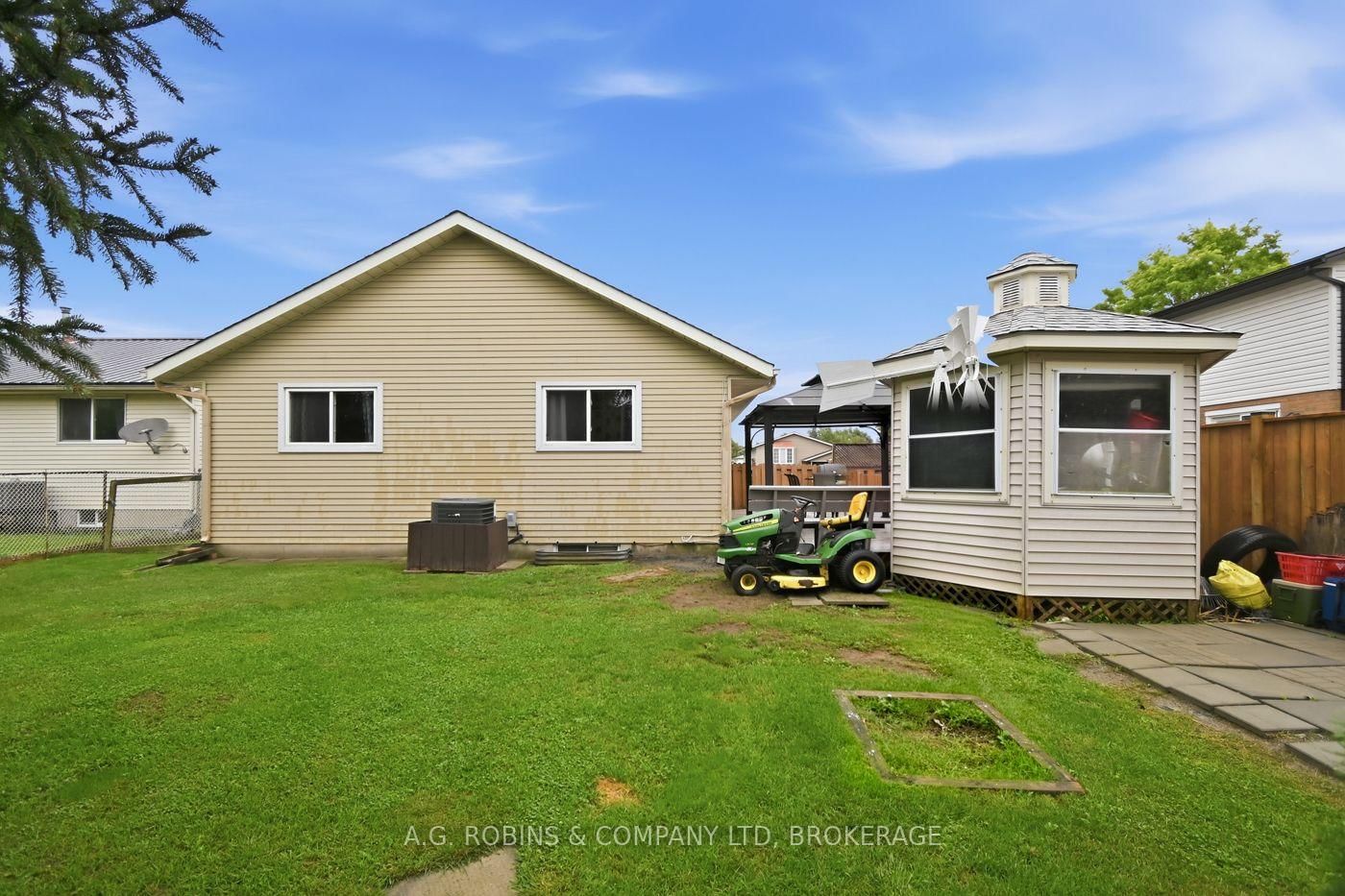 8 Abbott Lane • Haldimand, ON photo 47