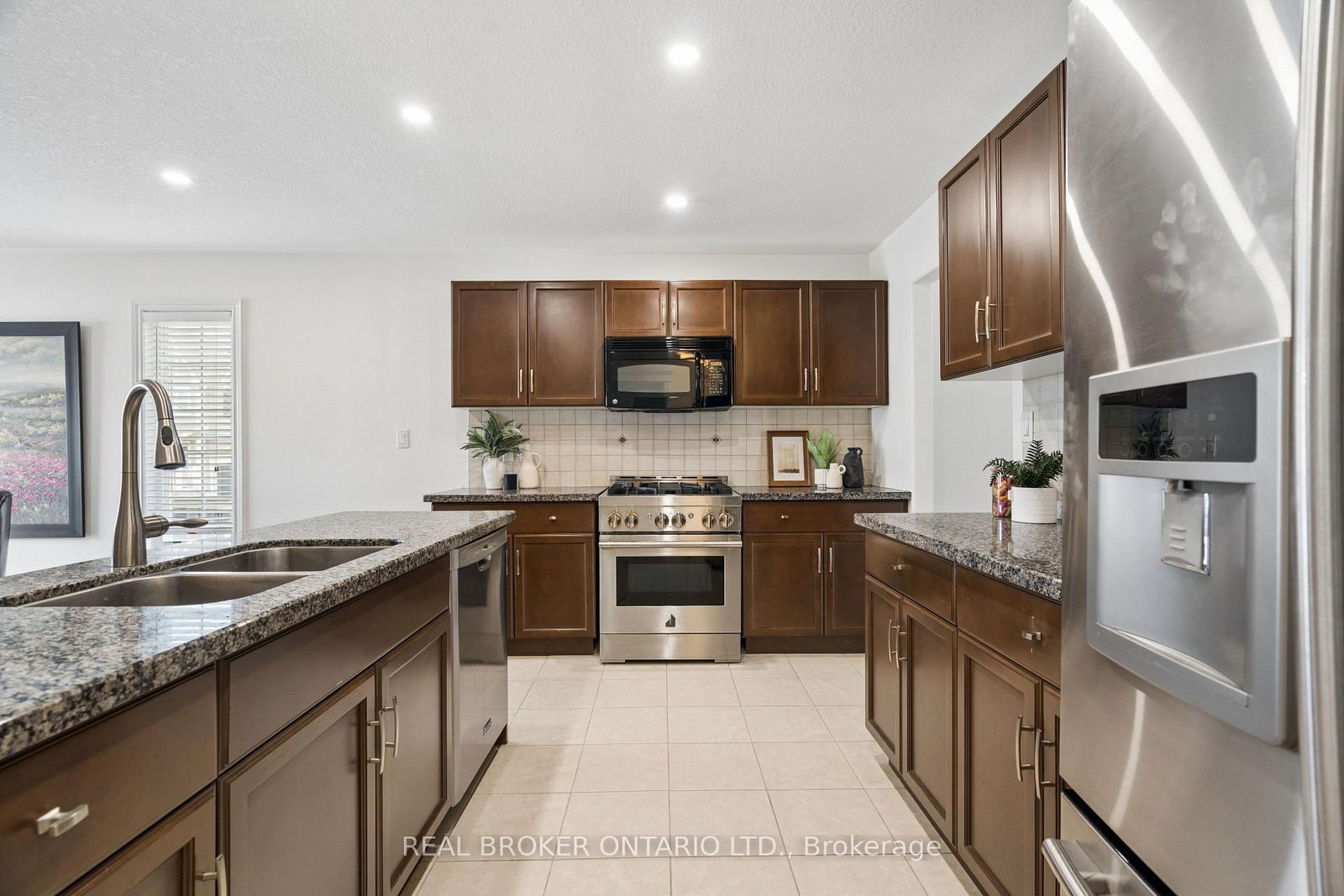 236 Ridge Top Crescent • Guelph/Eramosa, ON photo 12