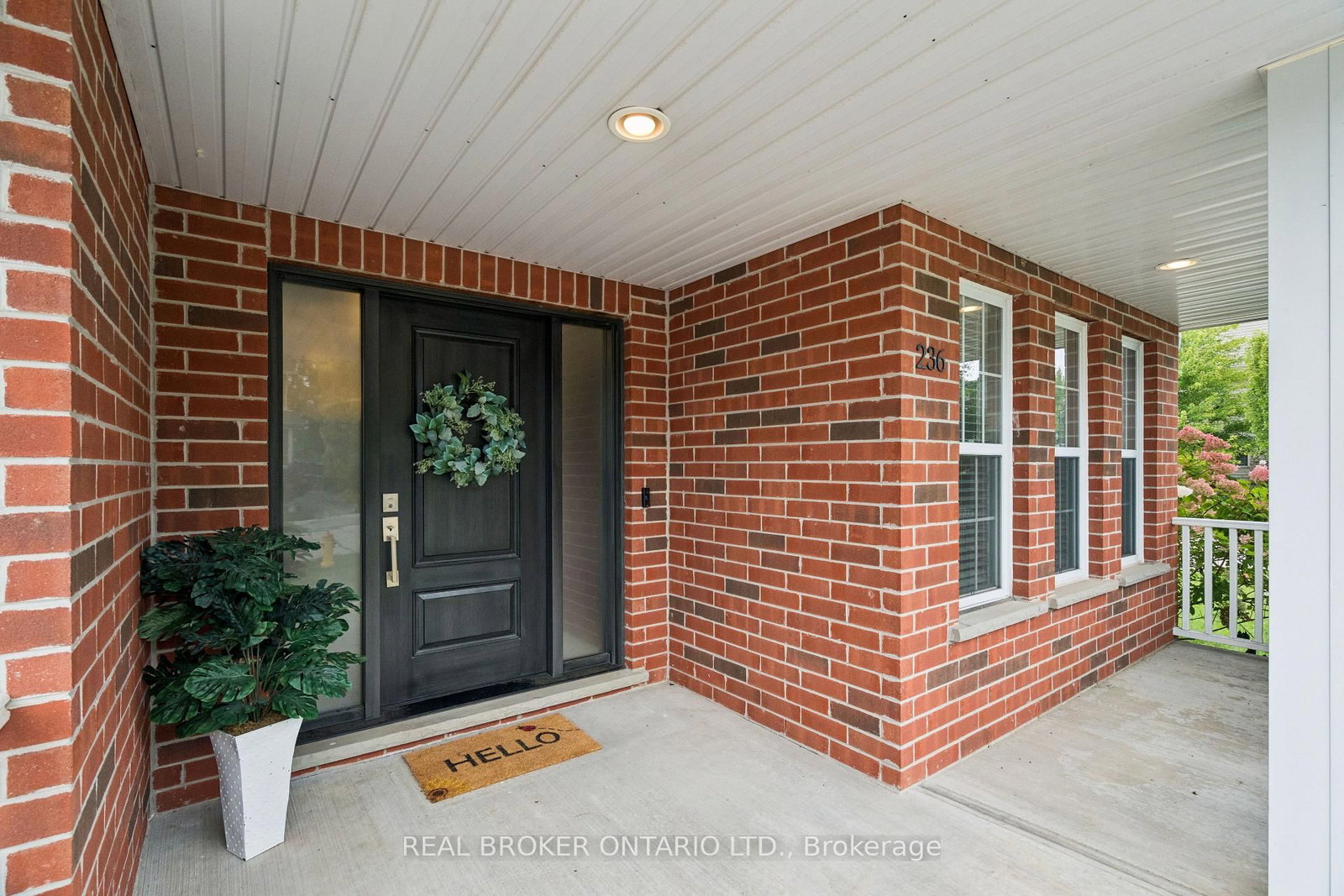 236 Ridge Top Crescent • Guelph/Eramosa, ON photo 6