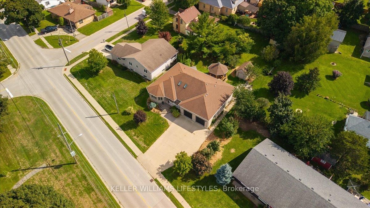 6217 Townsend Line • Lambton Shores, ON photo 42