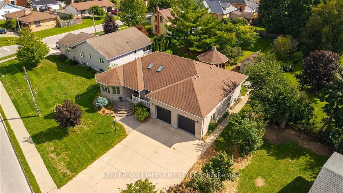 6217 Townsend Line • Lambton Shores, ON photo 44