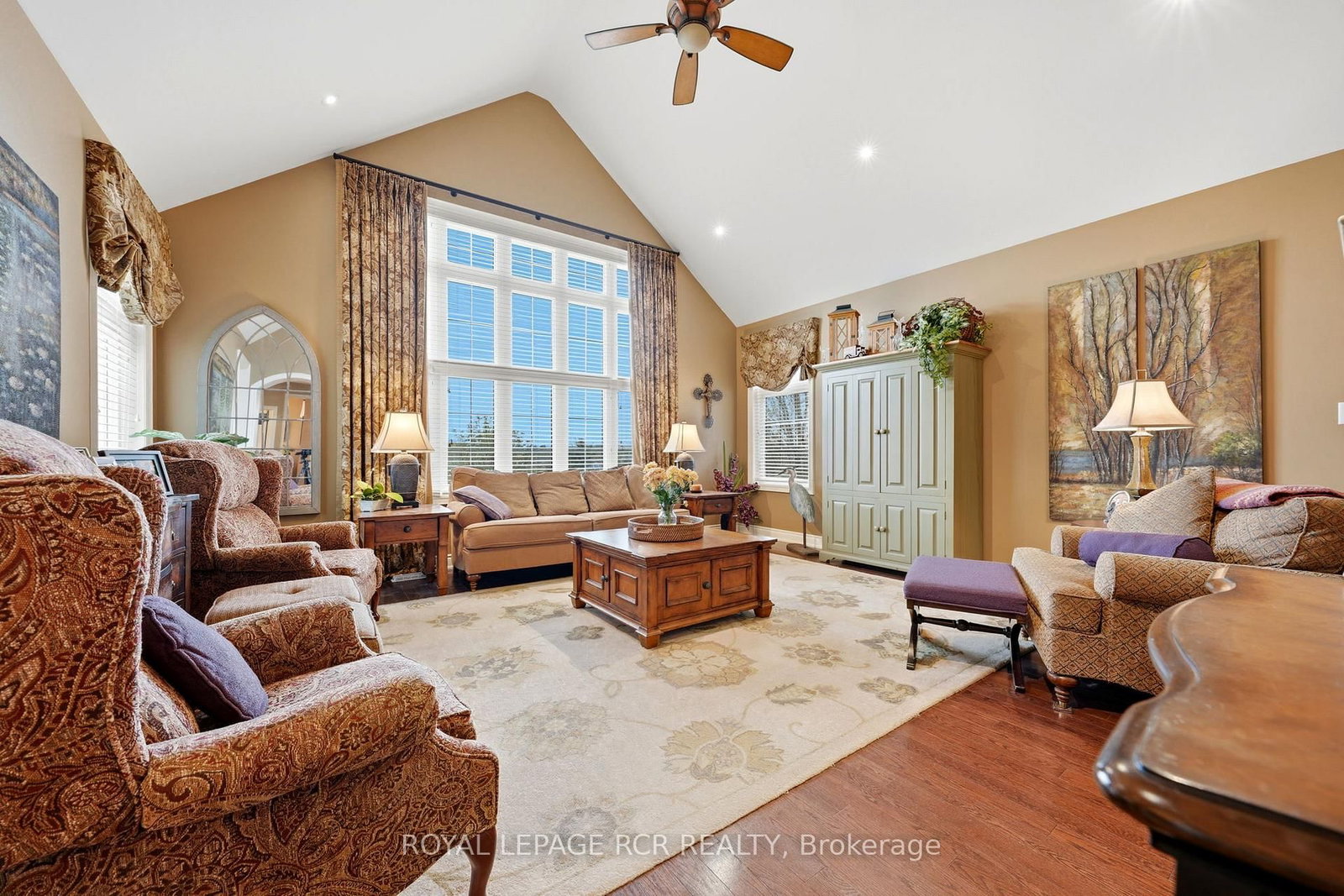 8 Masters Creek Boulevard • Mono, ON photo 13