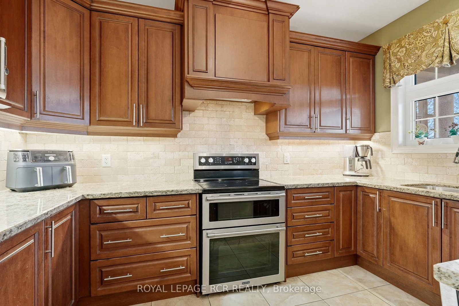 8 Masters Creek Boulevard • Mono, ON photo 22