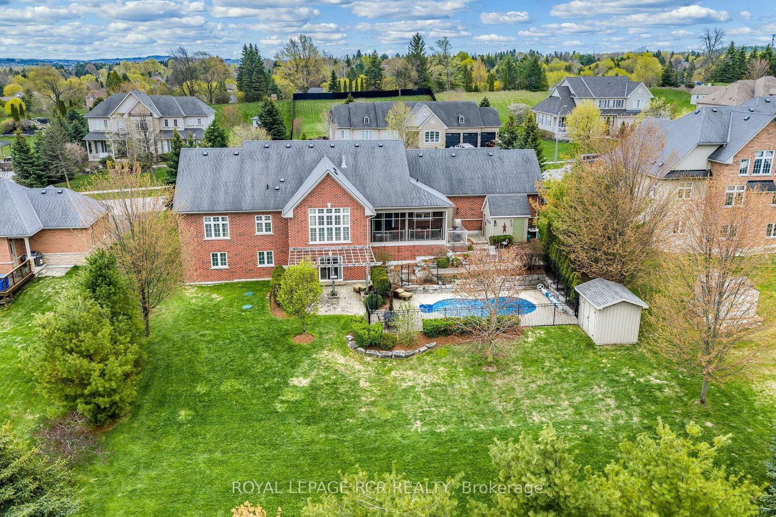 8 Masters Creek Boulevard • Mono, ON photo 44