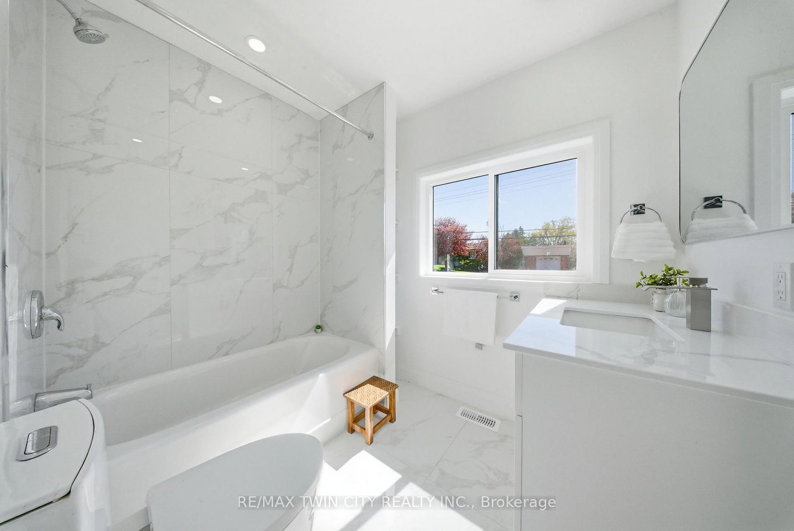 23 Aberdeen Street • Haldimand, ON photo 21