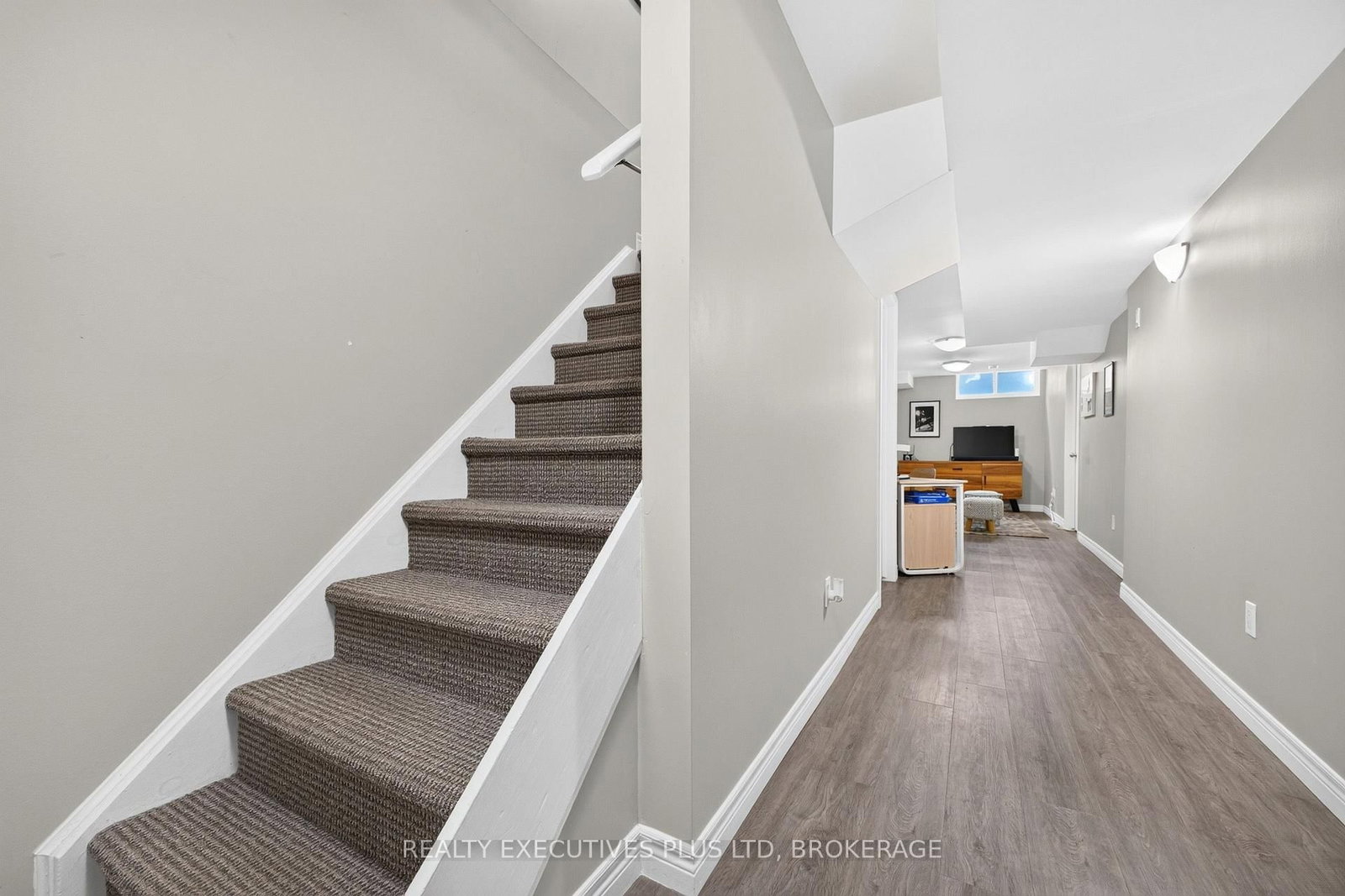 43 Kerman Avenue • #9 • Grimsby, ON photo 42