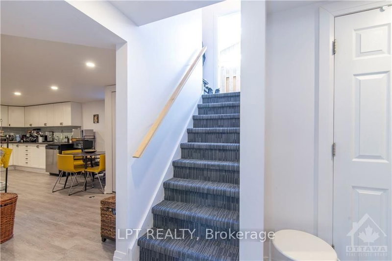 2 - 658 Sherbourne Road