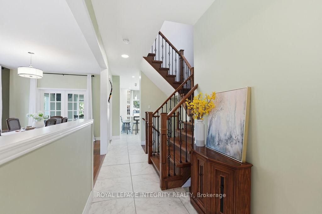 1067 Rocky Harbour Crescent • Ottawa, ON photo 4