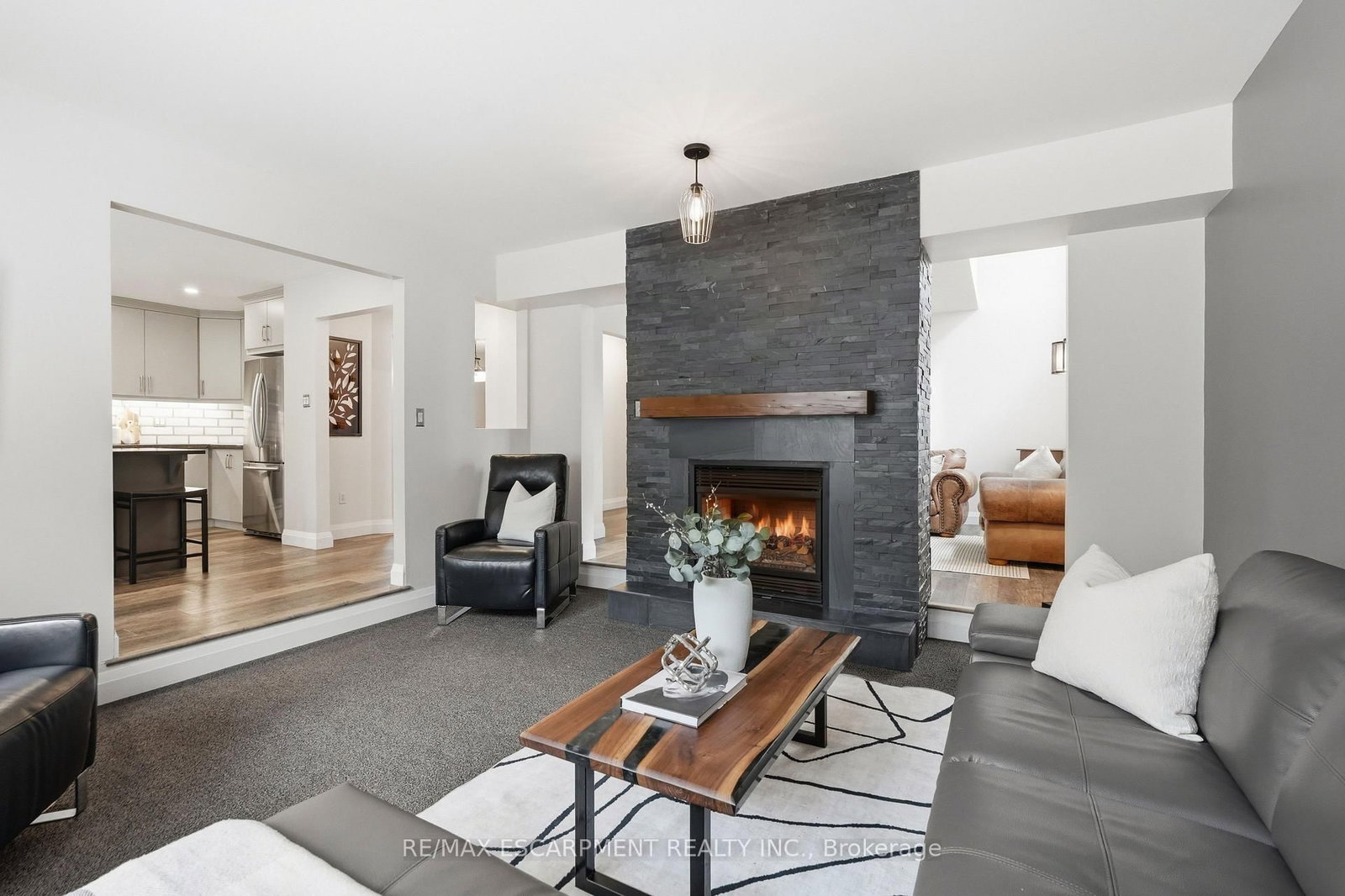 48 Bridgeport Crescent • Hamilton, ON photo 13
