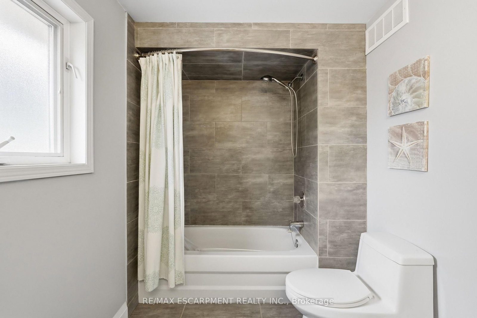 48 Bridgeport Crescent • Hamilton, ON photo 30