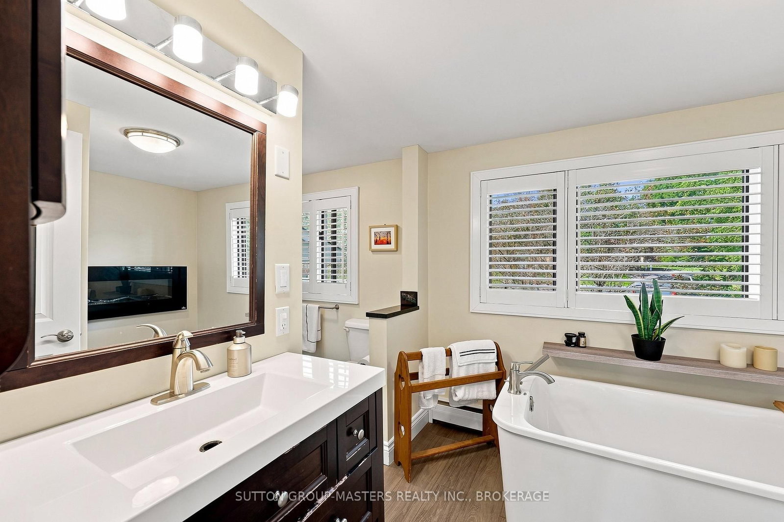 732 Centre Street • Kingston, ON photo 33