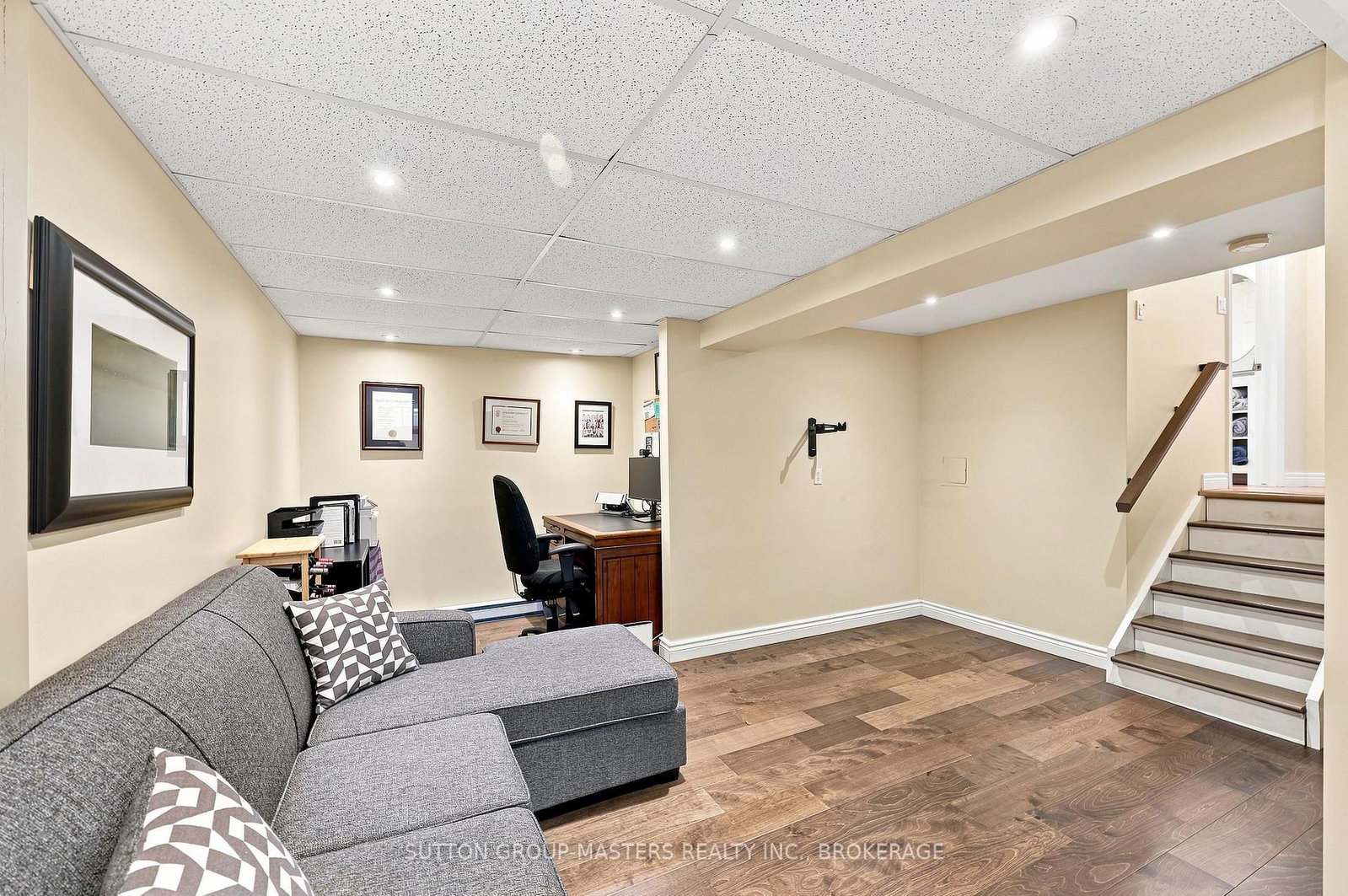 732 Centre Street • Kingston, ON photo 46