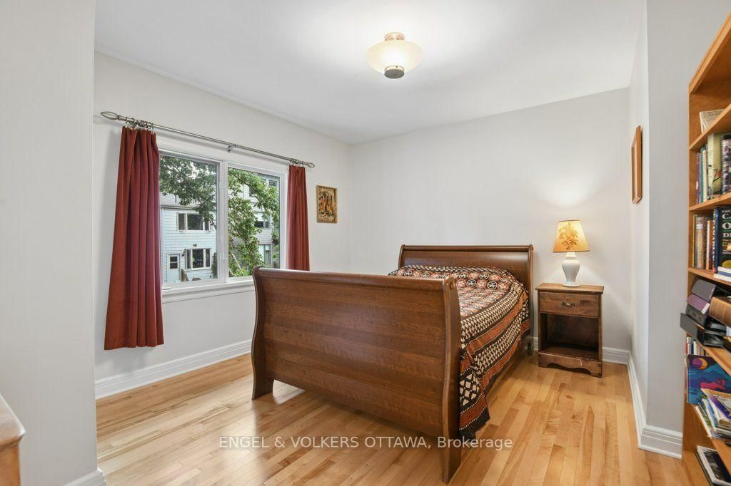 514 Highcroft Avenue • Ottawa, ON photo 17