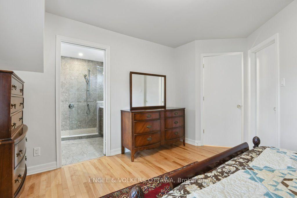 514 Highcroft Avenue • Ottawa, ON photo 21