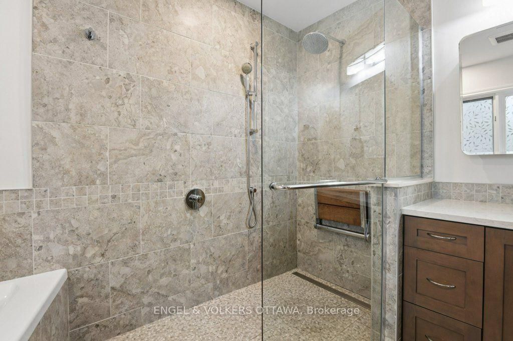 514 Highcroft Avenue • Ottawa, ON photo 23