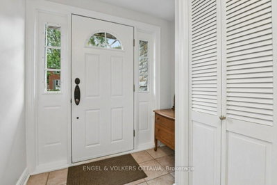 514 Highcroft Avenue • Ottawa, ON photo 4