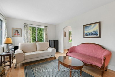 514 Highcroft Avenue • Ottawa, ON photo 8