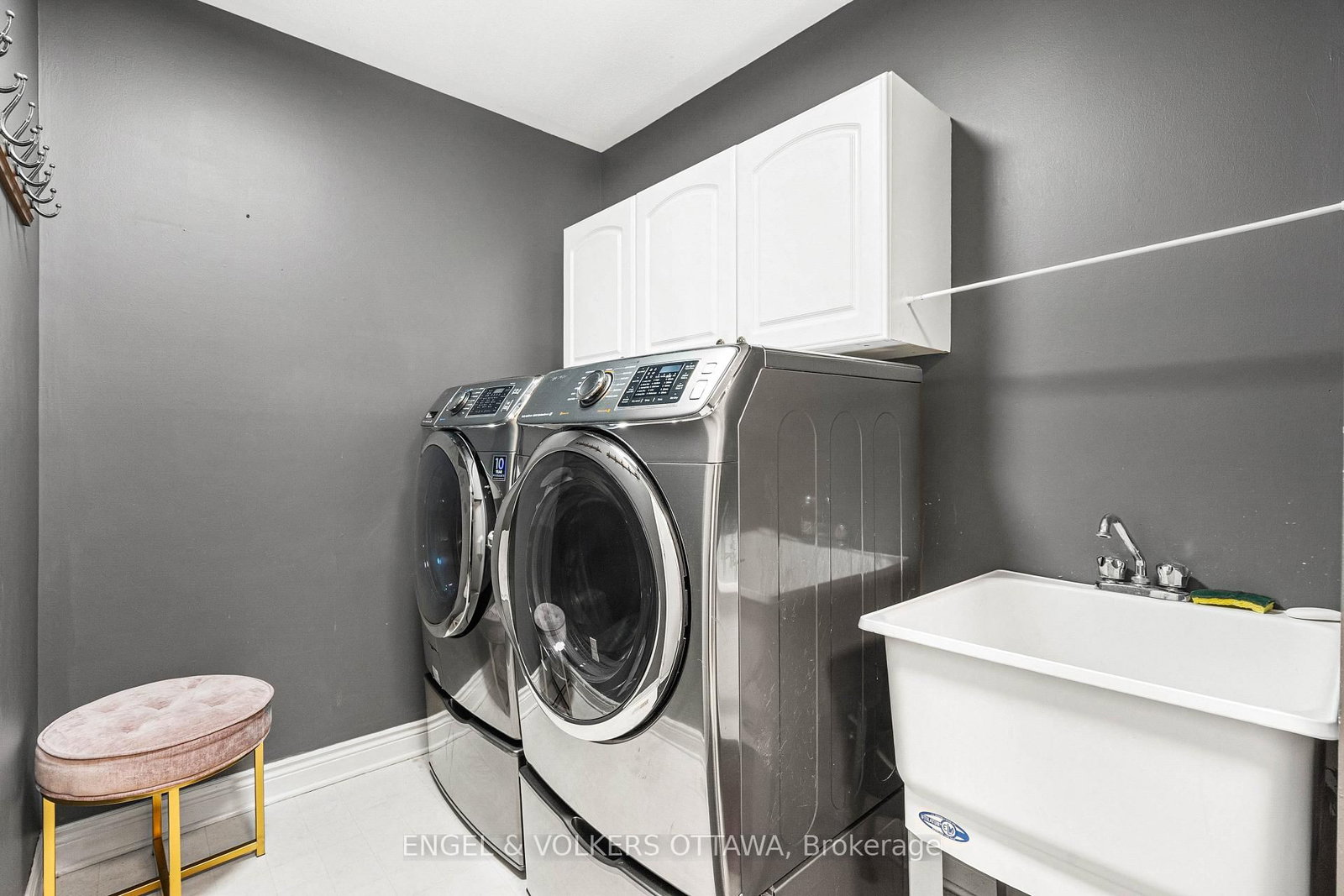 8 Glenrill Place • Ottawa, ON photo 23
