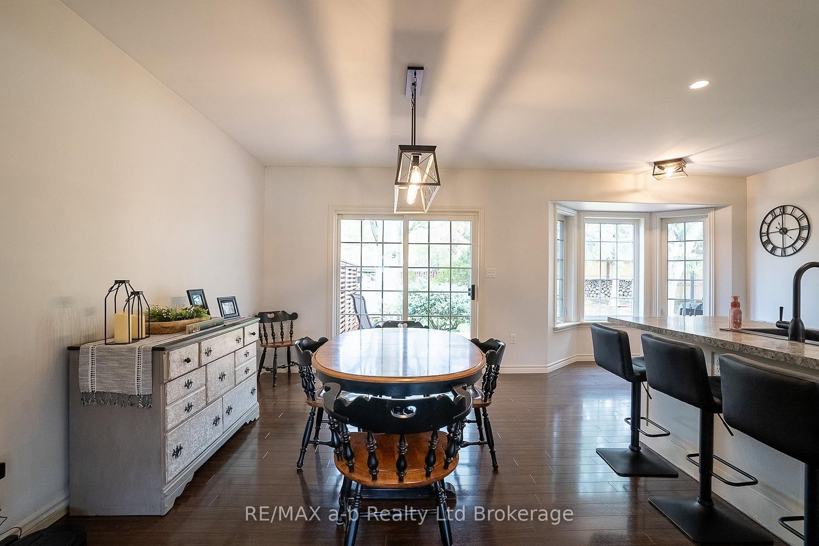 4 Otterview Drive • Norwich, ON photo 10