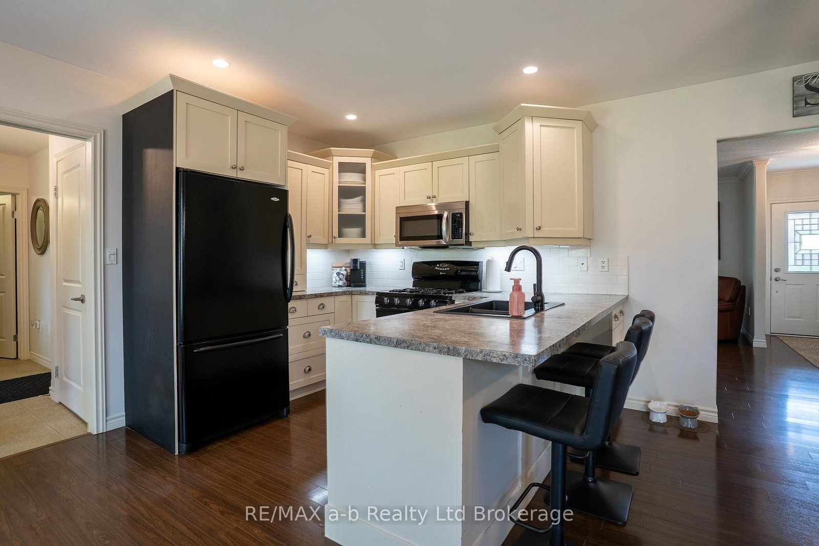 4 Otterview Drive • Norwich, ON photo 13